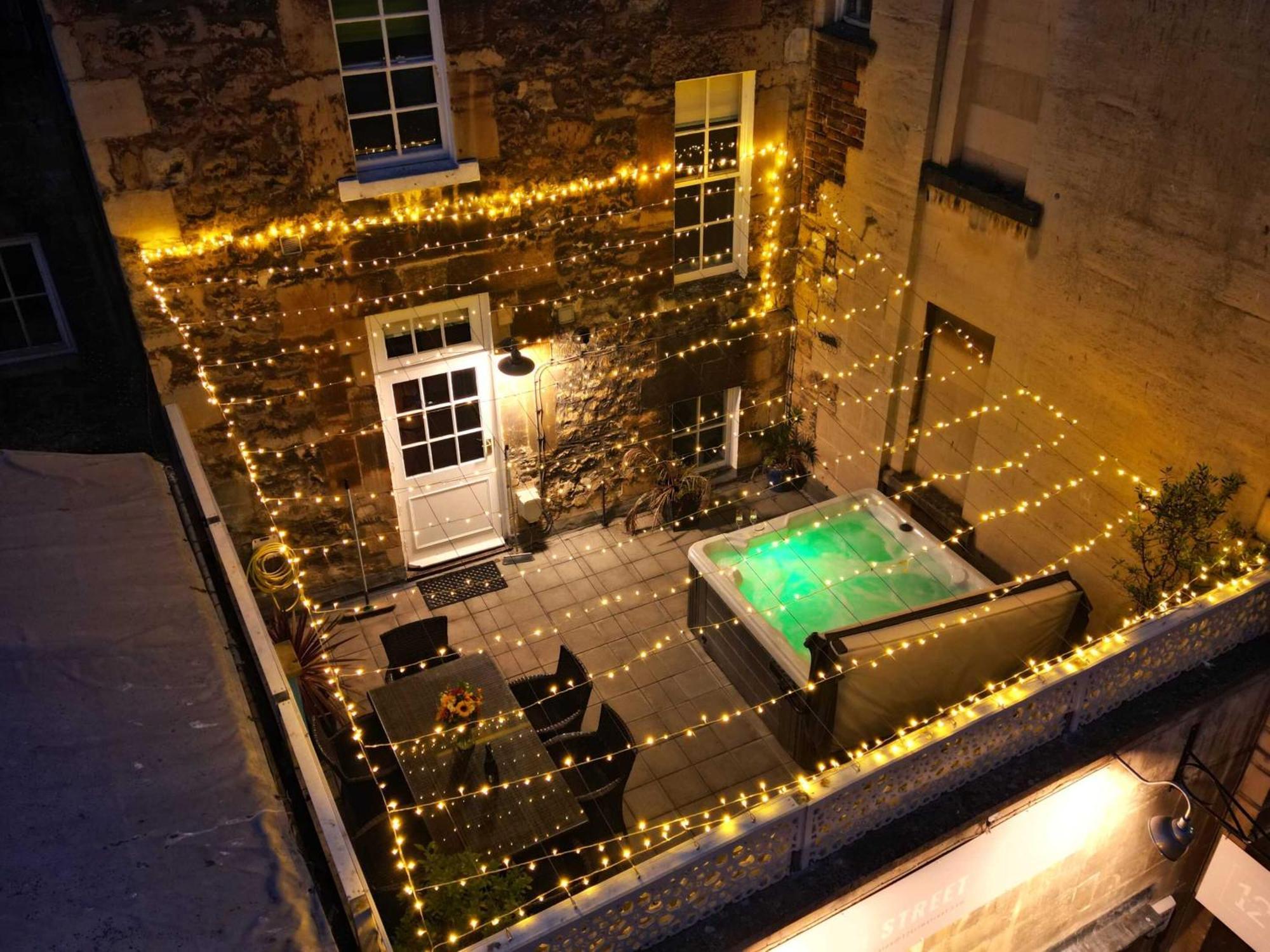 Dream Stays Bath - Trim Street Townhouse With Hot Tub Exterior foto
